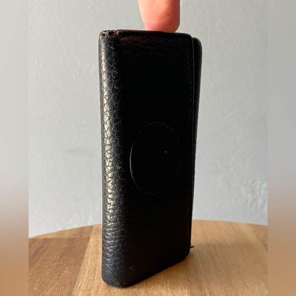 Versace Medusa Black Leather 6 Key Holder - Picture 7 of 16